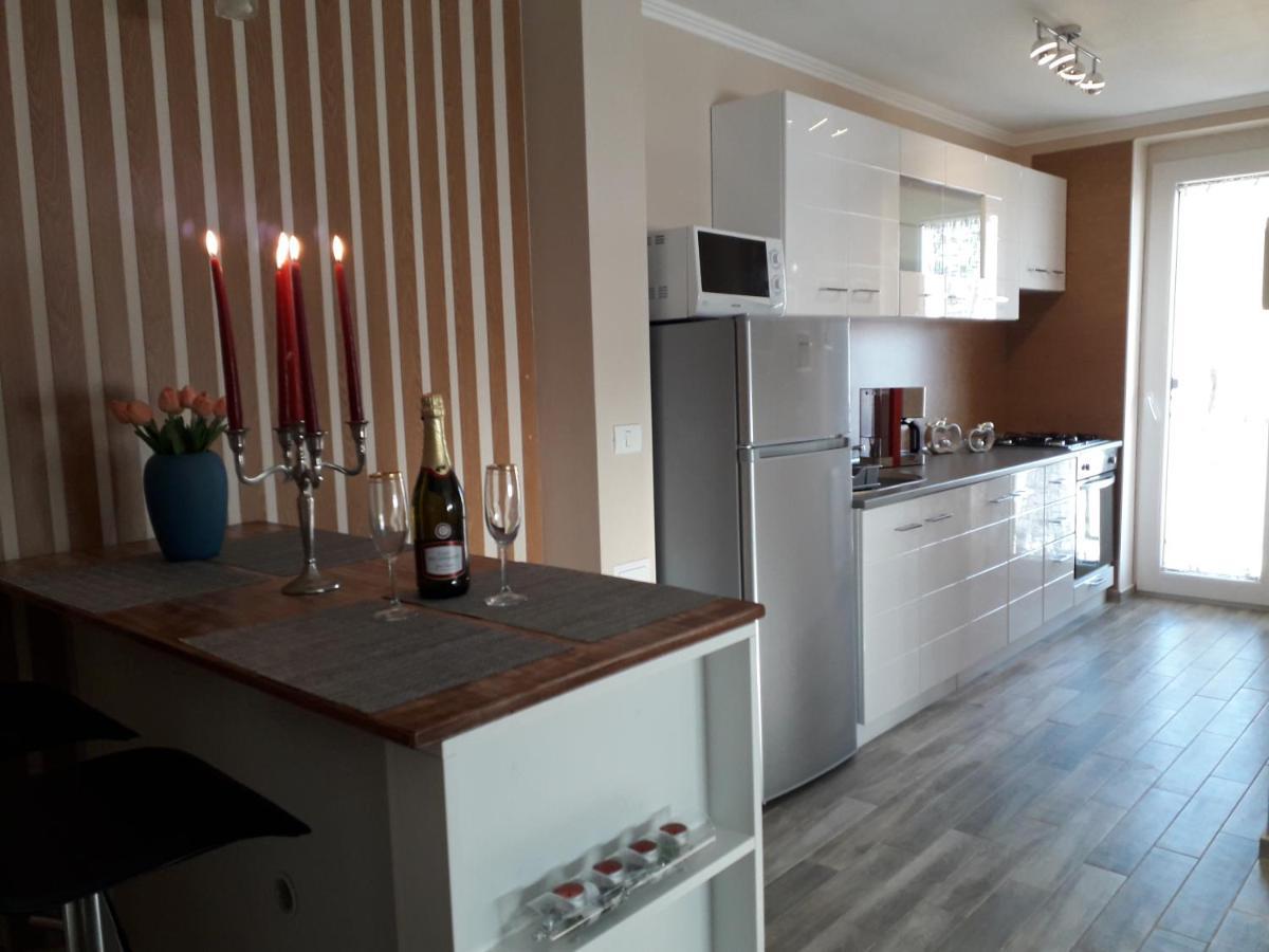 Holiday Apartment Oradea Zewnętrze zdjęcie