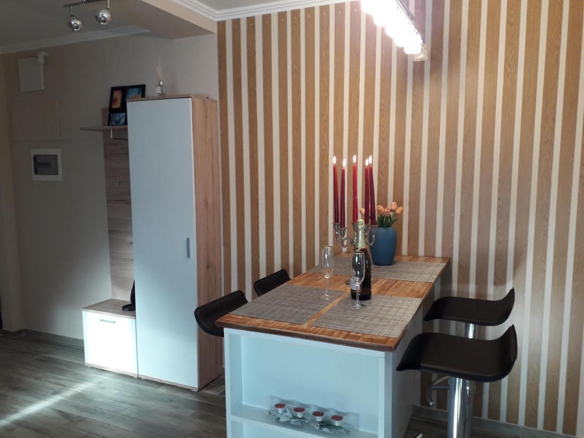 Holiday Apartment Oradea Zewnętrze zdjęcie